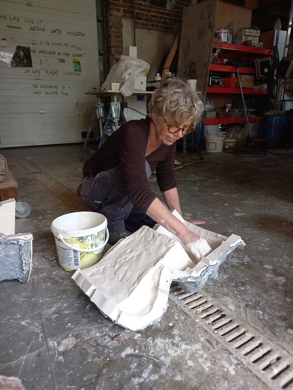 Nadine De Meeste in haar atelier 2025